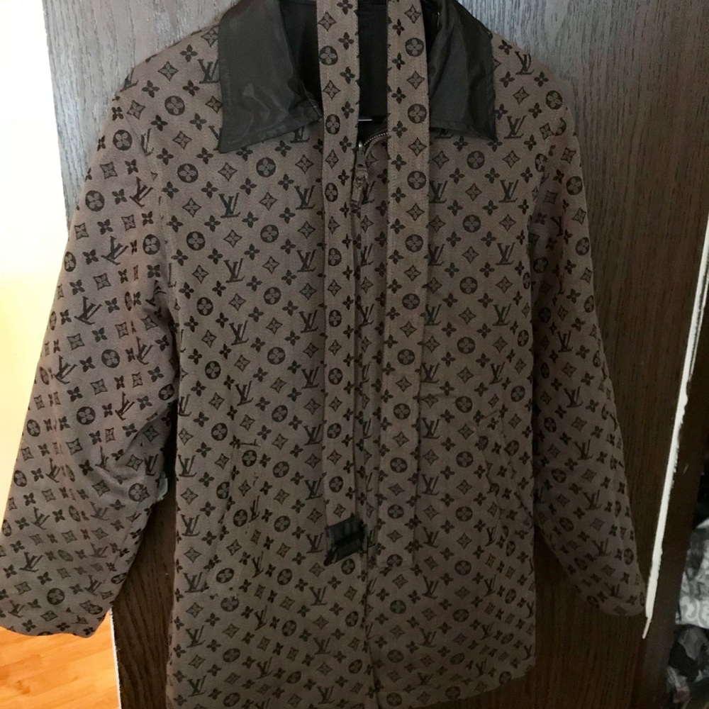 LV coat